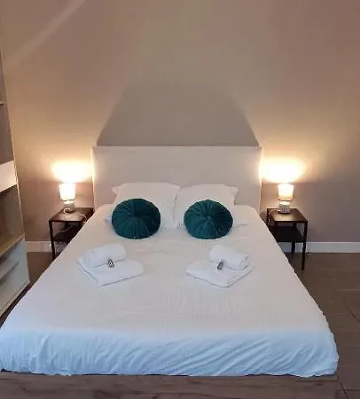 Sirius - Sils Apartament *