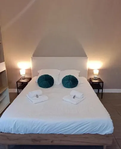 Sirius - Sils Apartament *